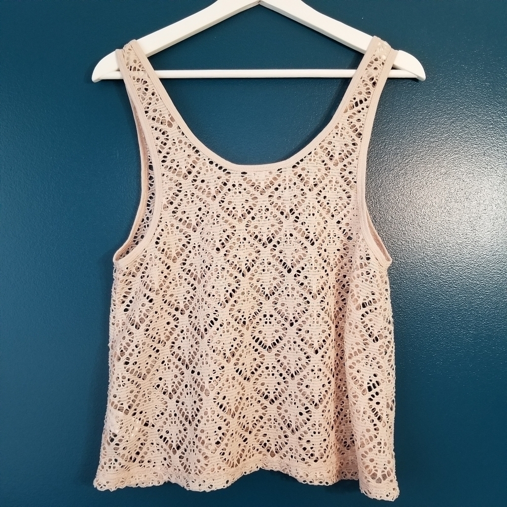 Aeropostale Medium pink crochet open knit tanktop